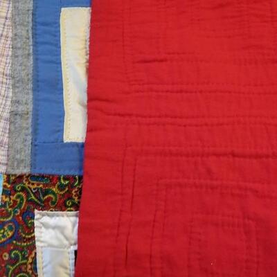 Lot #160  Pretty Vintage Handsewn Quilt - Square Design