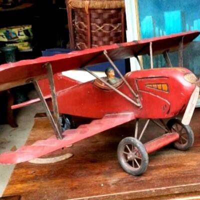 Large vintage model airplane with great detail