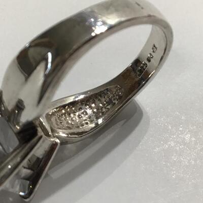 Women’s silver 925 ring with cz diamond stone