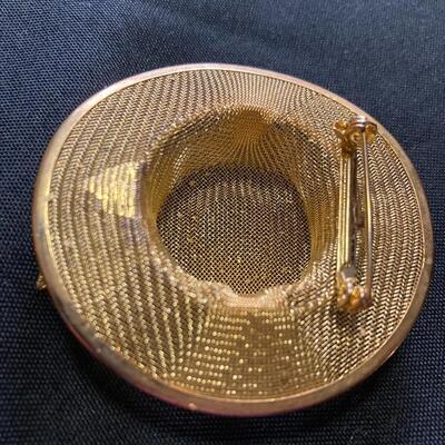 Vintage Gold Hat Brooch Pin 2.25â€ across