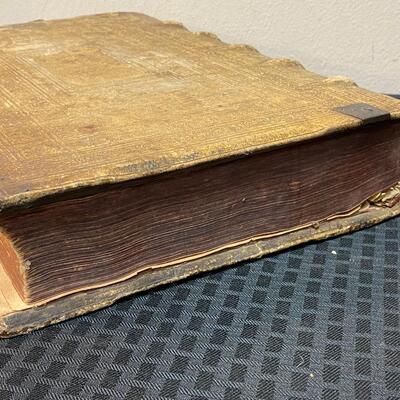 Antique 1607 Book of Gospel in Latin  by HIERONYMO NATALI Jesuit
