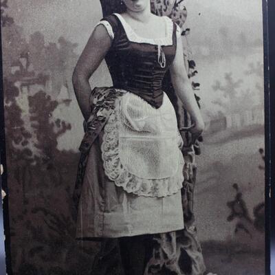 Antique Photograph Cabinet Card Business & Goods Advertisement