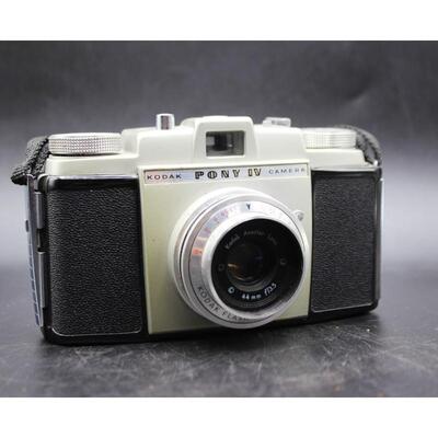 Vintage Kodak Pony IV Camera 35mm with Leather Case & Exposure Cards