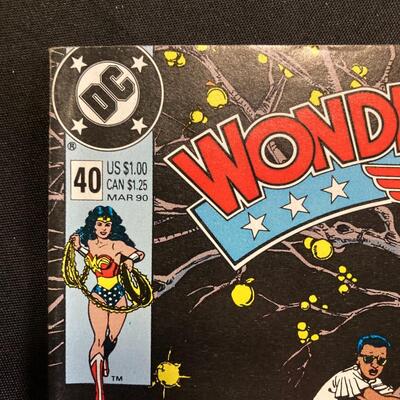 Wonder Woman Comic Lot of 2