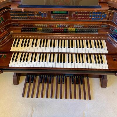 #2 Lowrey Majestic Organ GREAT Condition