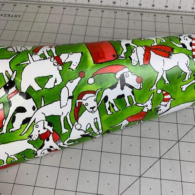 #26 Adorable Dog Christmas Wrapping Paper