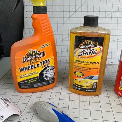 #53 Car Cleaning Gear