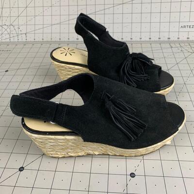 #172 Women's Black Tassle Sandals