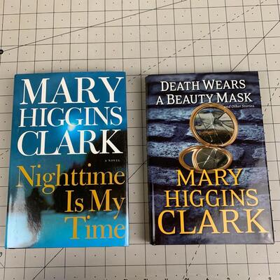 #198 Mary Higgins Clark Books