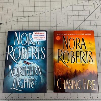 #200 Nora Roberts Books