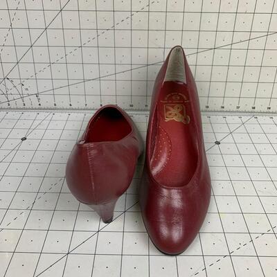 #255 Red Womens Pumps