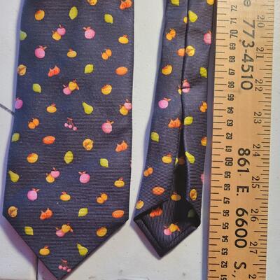Necktie