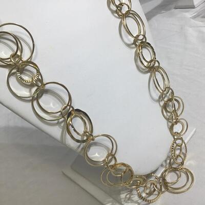 Daisy Fuenies Gold Tone Chain Necklace