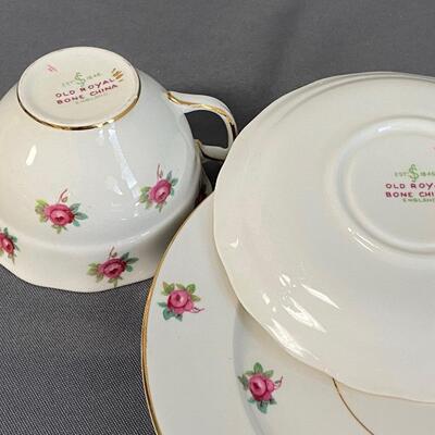 Set of 4 Cups, Saucers & Plates, Old Royal Bone China, Grosvenor China, & Shelley China,