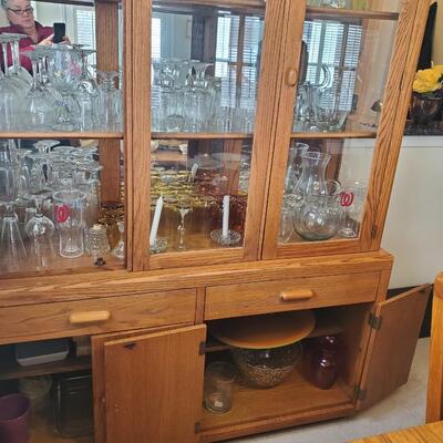 China cabinet with contents