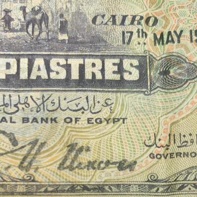 8 - EGYPT/ARAB BANK NOTE MIX - INCLUDES 1943 PIASTRES with NIXON Signature