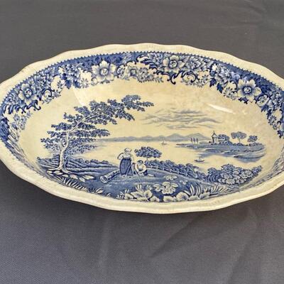 Swinnertons Silverdale Oval Serving Bowl, 10.25"x8", in vintage condition - $20