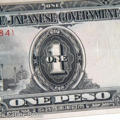 8 - WORLD WAR II JAPANESE GOVERNMENT INVASION MONEY BANK NOTES