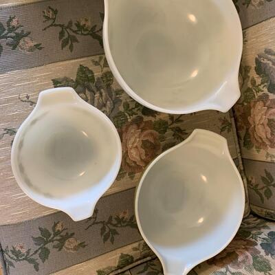 Vintage Pyrex Cinderella Nesting Bowls