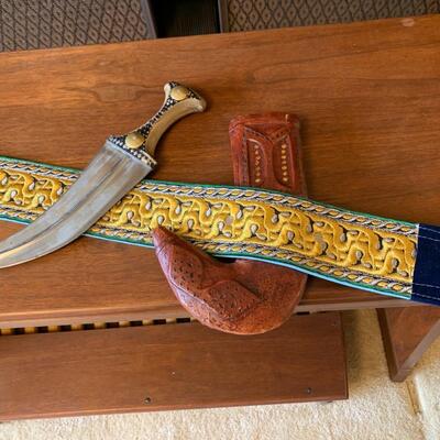 Middle Eastern Knife w/ Belt / Sheath