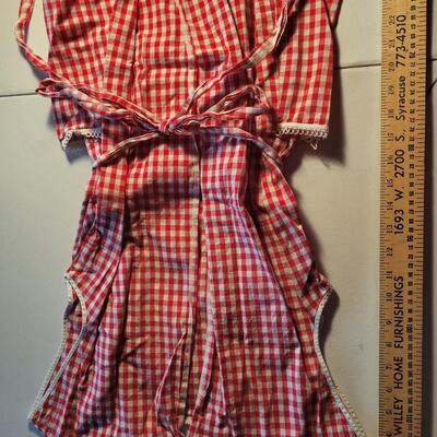 Cute vintage Apron red