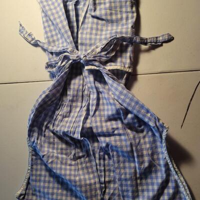 Cute vintage apron blue