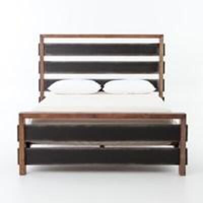 Bed 10 
Queen wood designer 4 HANDS BED  (ORIG $,3400)
H58