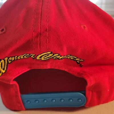 Wonder Woman hat