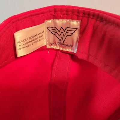 Wonder Woman hat