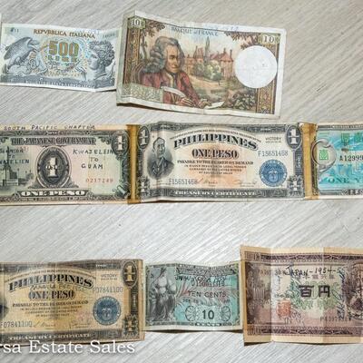 UNUSUAL - 3 TAPED TOGETHER BANK NOTES