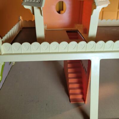 Kids toy house