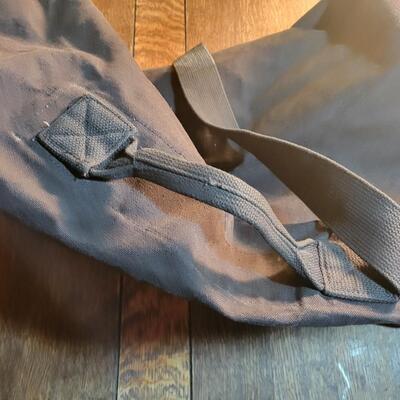 Black canvas dufflebag