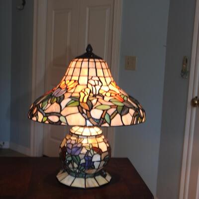 Vintage Tiffany style stained glass double lighted table lamp