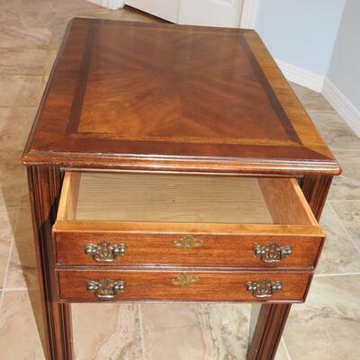 Lane Side Table