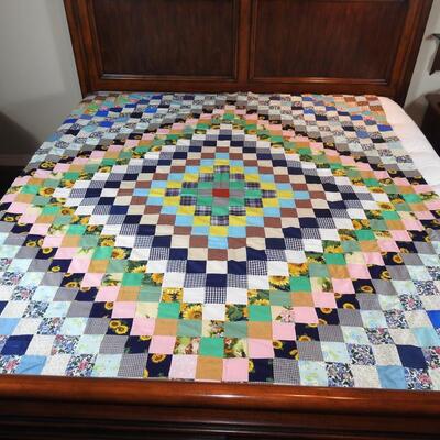 Bullseye Quilt Topper