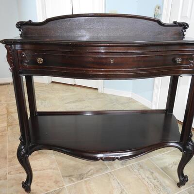 Queen Anne Style Mahogany Console Table