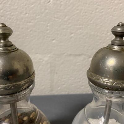 Lucca Salt and Pepper Grinder Mills