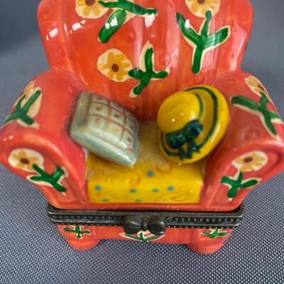 Porcelain Hinged Trinket Box Chair