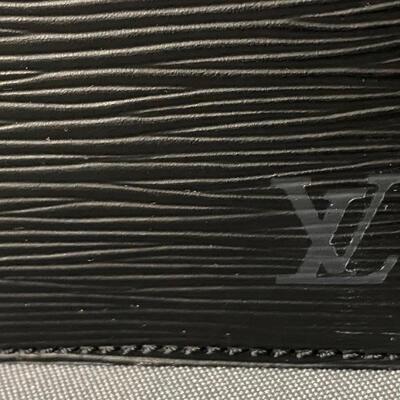 Louis Vuitton Black Epi Trousee Toilette Small Zippered Bag