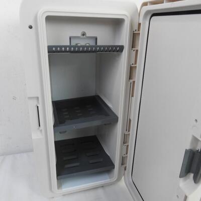 Mini Fridge/Cooler, Works