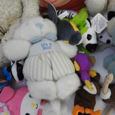 33 stuffed Animals, Bears, Bunny, Sock Monkeies, Dolphin