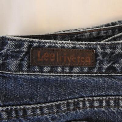 5 Pairs of Jeans, 4 Pairs of Lee, 3 Pairs, 31x30, 2 Pairs 32x32, 2 Pairs