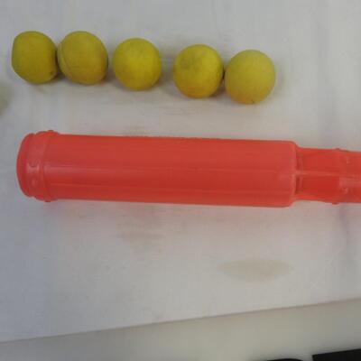 Vintage 1993? Nerf Bazooka Ball Blaster