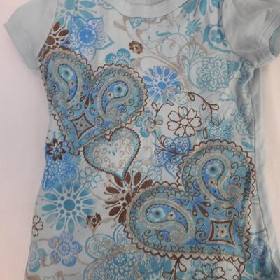 6 pc Kid's Apparel, Girls Size 5-6, Disney Frozen, 2 Dress, 4 T-Shirts