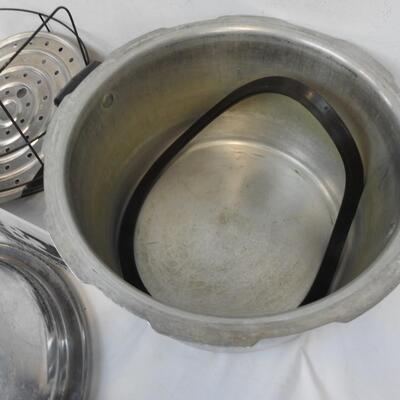Mirro-Matic 16" Pressure Cooker