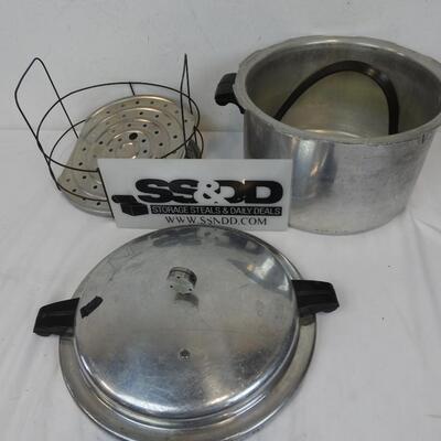 Mirro-Matic 16" Pressure Cooker