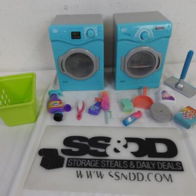 Small Toy Washing and Drying Machine, Both Turn on and Spin, With Accessories