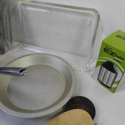 19 pc Kitchen: Ez Twist Cheese Grater, Pans, Meat Tenderizer