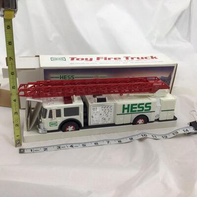 (81) HESS | Truck and Racer Set