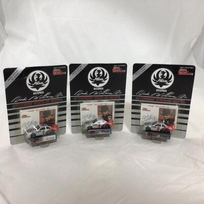 (96) NASCAR | Mixed Group of different Racing Car Collectibles